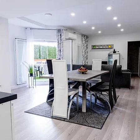 Appartement Piso Corte Ingles